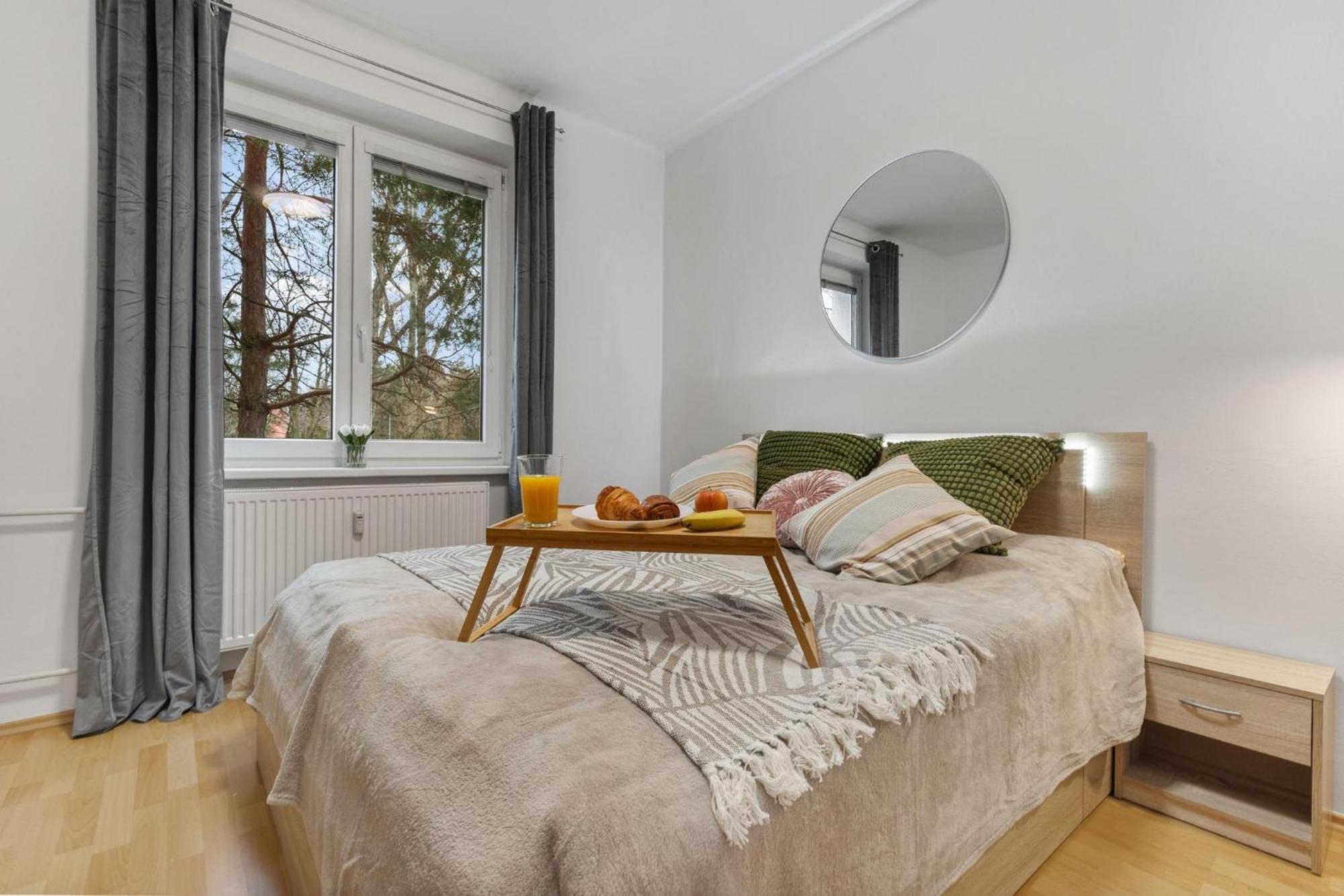 Klimatizovany Self Check-In Apartman Ruzinov บราติสลาวา ภายนอก รูปภาพ